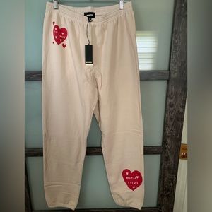 🎈SOLD🎈MONROW sweatpants sz large NWT, bone in color